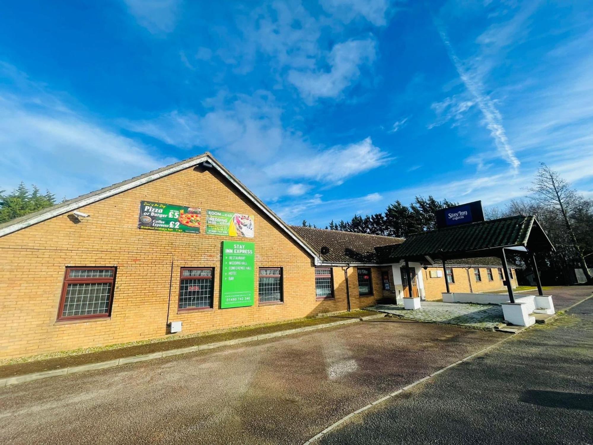 Oyo Stay Inn Express, Cambridge Papworth Everard Екстериор снимка