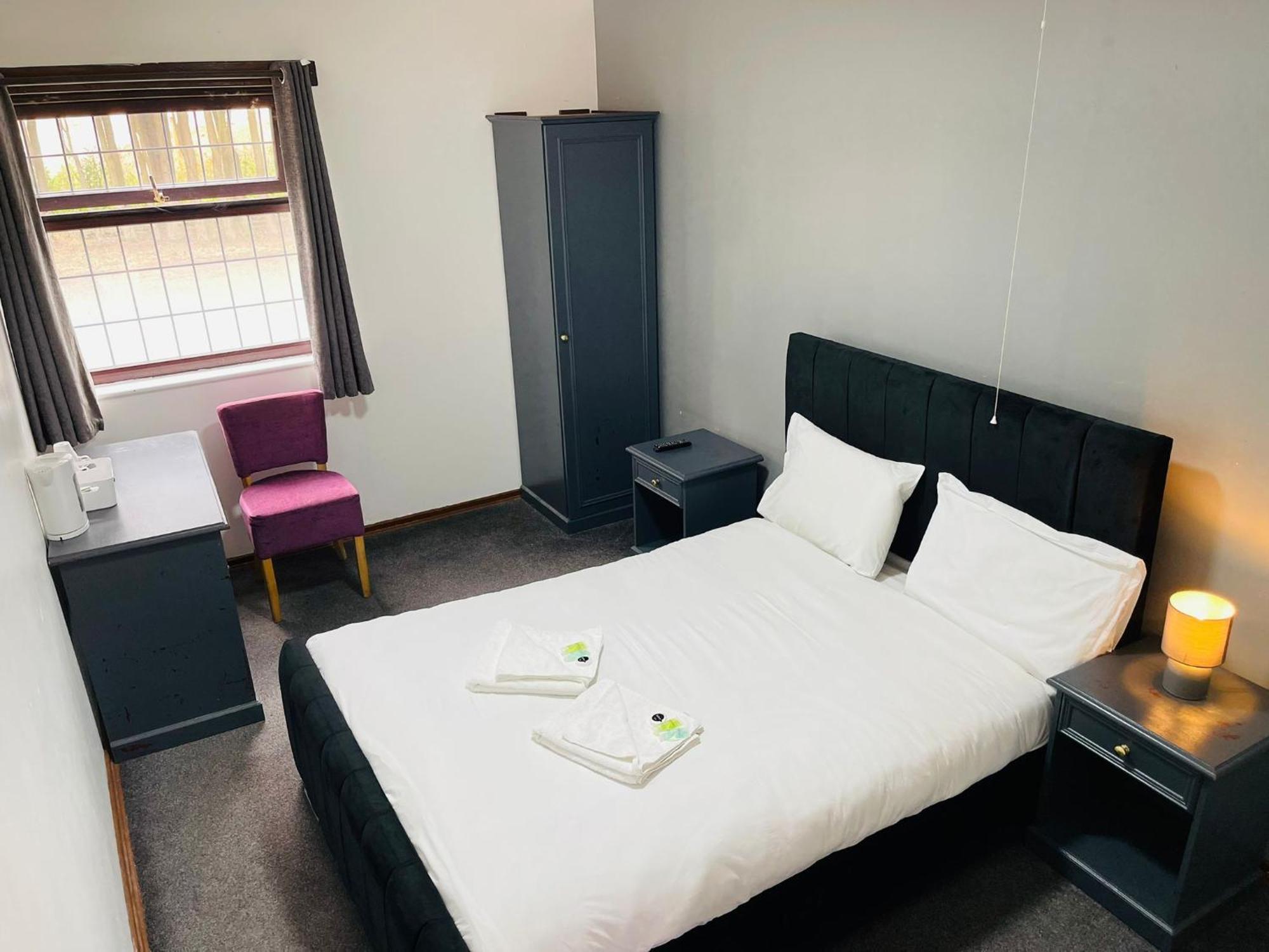 Oyo Stay Inn Express, Cambridge Papworth Everard Екстериор снимка