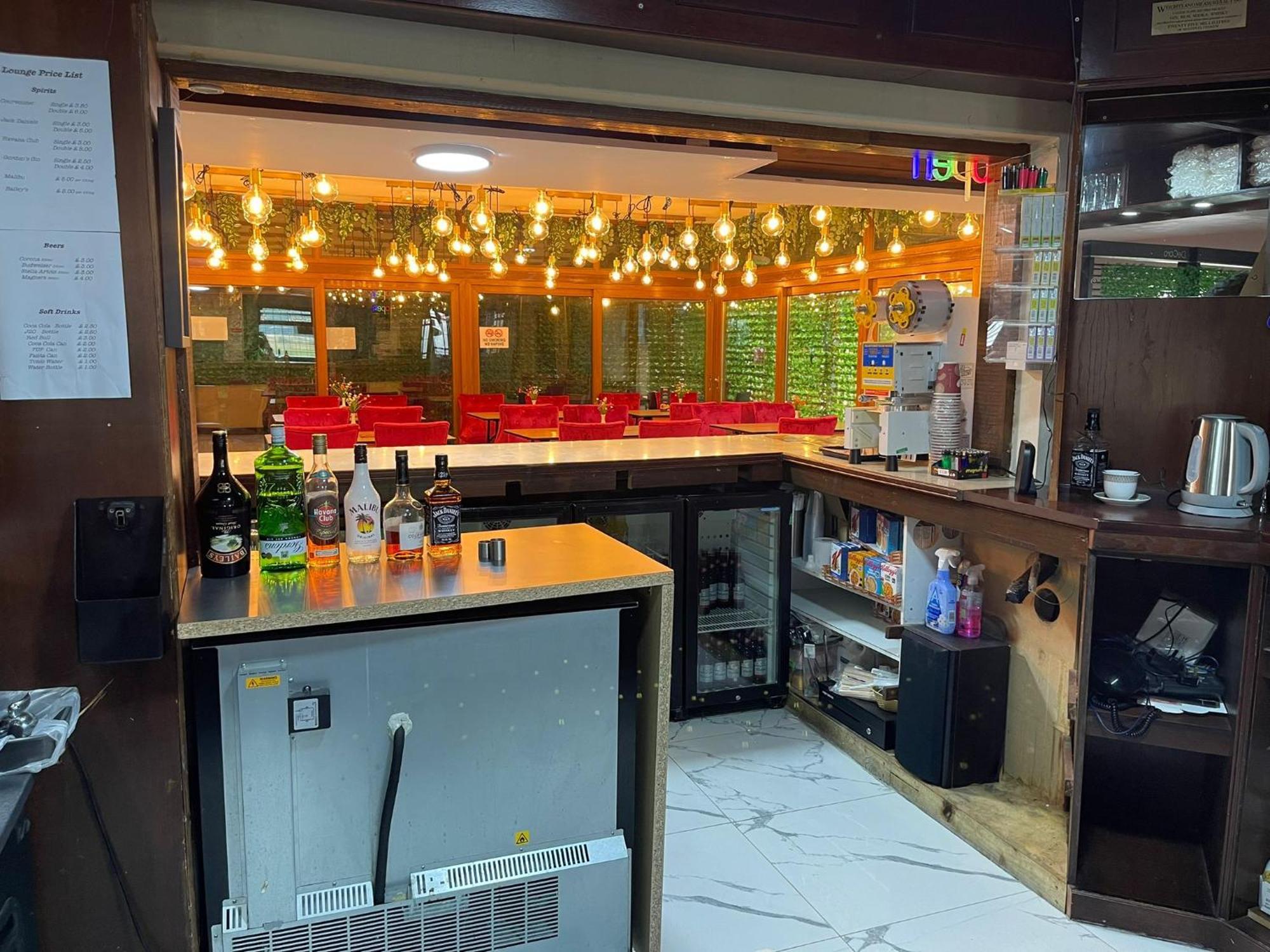 Oyo Stay Inn Express, Cambridge Papworth Everard Екстериор снимка
