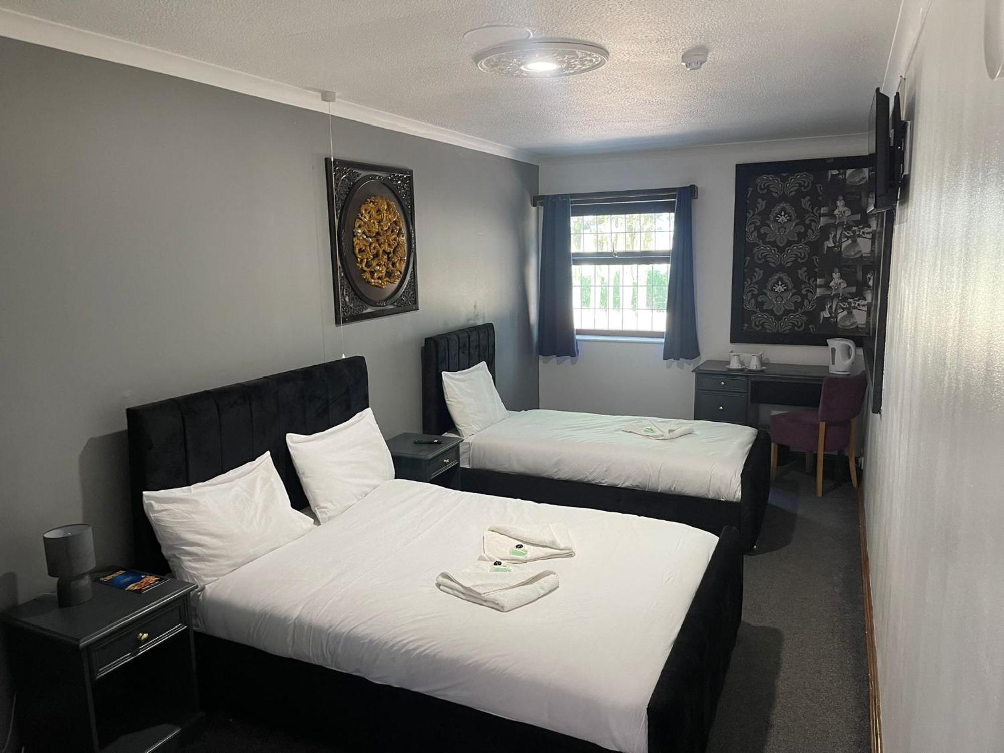 Oyo Stay Inn Express, Cambridge Papworth Everard Екстериор снимка