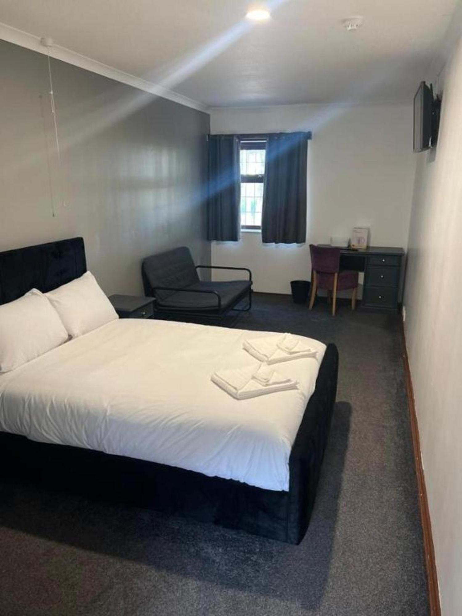 Oyo Stay Inn Express, Cambridge Papworth Everard Екстериор снимка